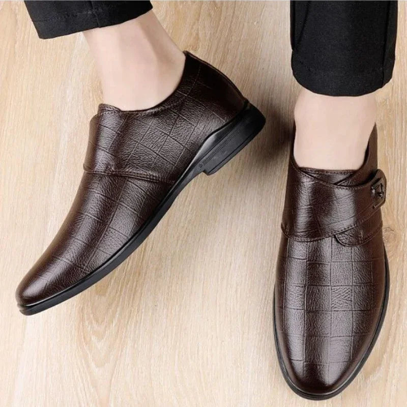 Social Shoe for Men Black Breathable In Summer Brown Dress Shoes Man Clothing High Quality Fashion 2024 Style Leather Casual 39