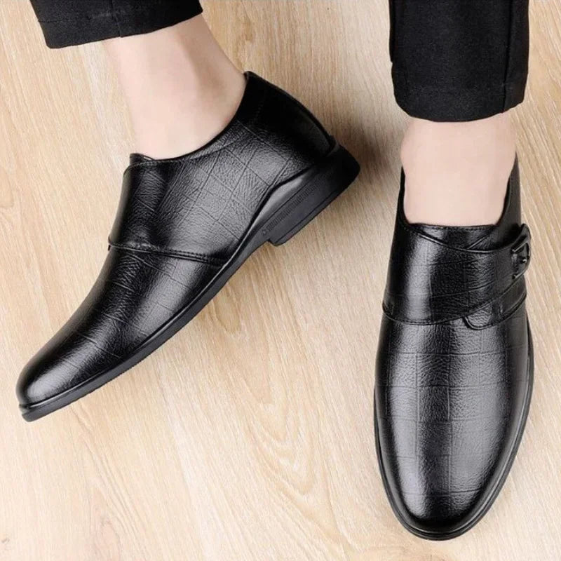 Social Shoe for Men Black Breathable In Summer Brown Dress Shoes Man Clothing High Quality Fashion 2024 Style Leather Casual 39