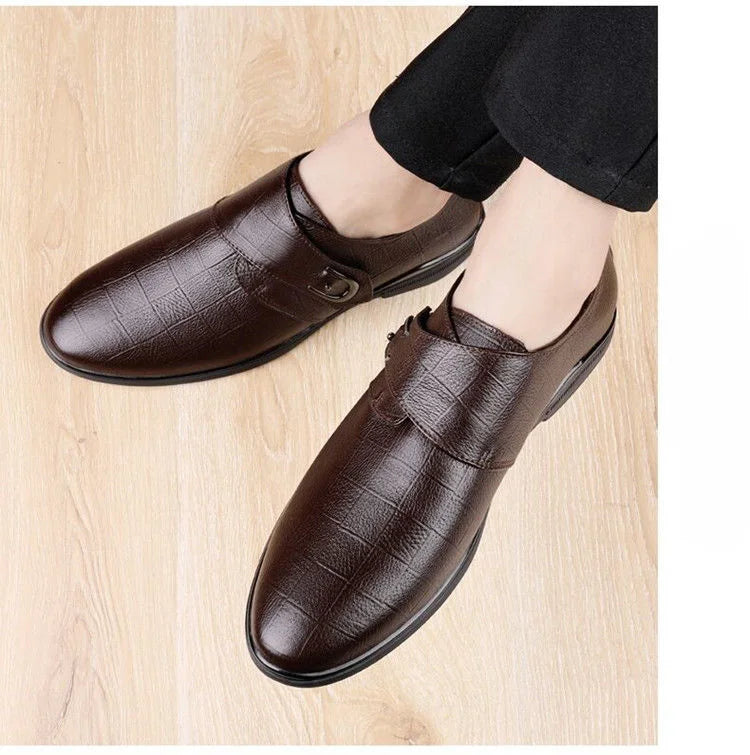 Social Shoe for Men Black Breathable In Summer Brown Dress Shoes Man Clothing High Quality Fashion 2024 Style Leather Casual 39